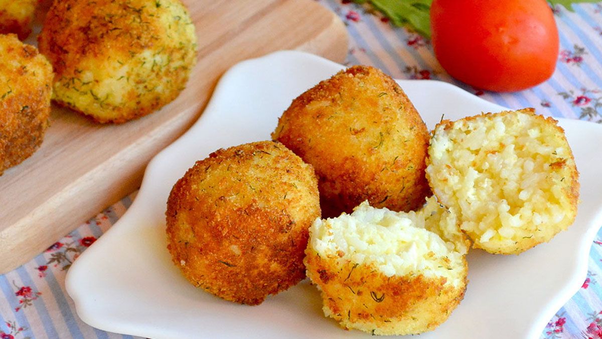 Cómo lograr croquetas de arroz crujientes por fuera y suaves por dentro