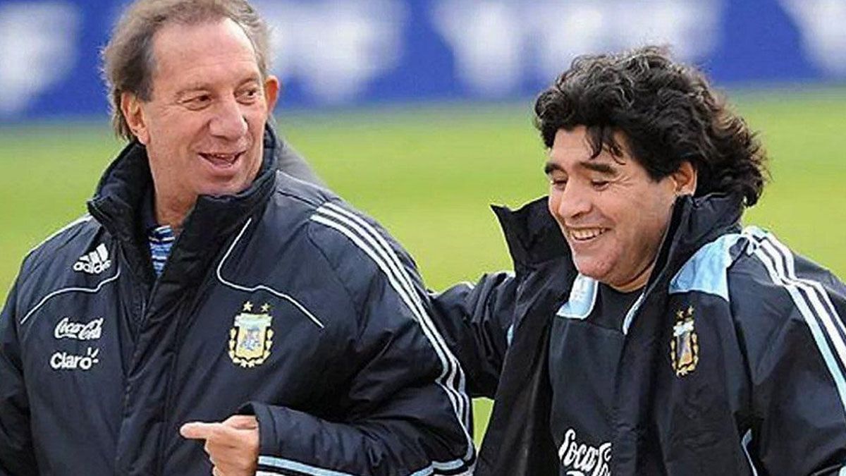 El entorno de Bilardo confirmó que ya sabe de la muerte de Maradona: qué le dijeron al ex DT