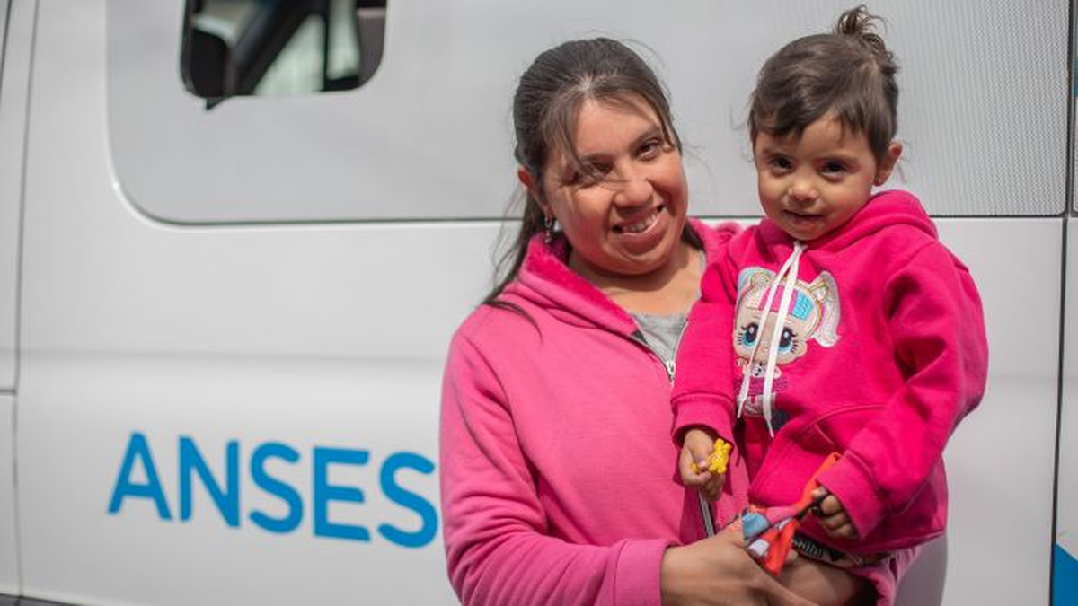 Con esta presentación las familias acreditan el cumplimiento de los controles de salud, vacunación y educación de los niños y adolescentes. Con esta presentación las familias acreditan el cumplimiento de los controles de salud, vacunación y educación de los niños y adolescentes.