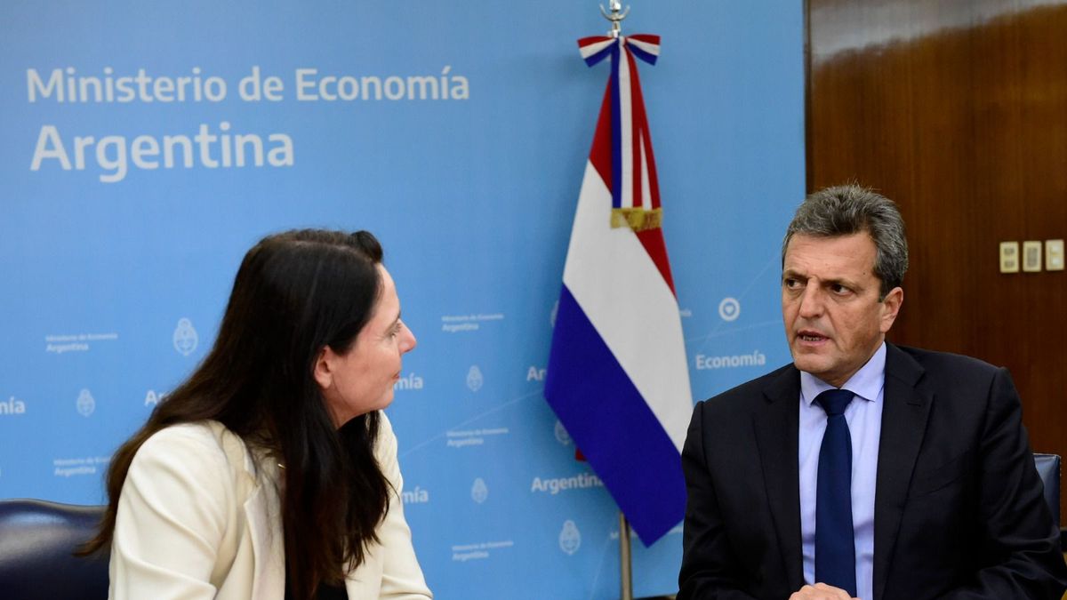 Sergio Massa firmó convenios con siete países en el marco del acuerdo con el Club de París (Foto: Ministerio de Economía).