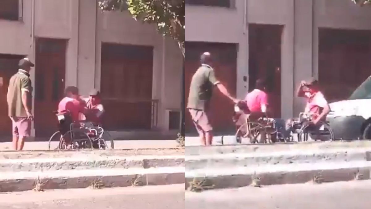 Video insólito en Tucumán: dos hombres en silla de ruedas protagonizaron una pelea callejera y se viralizaron. (Captura de pantalla)
