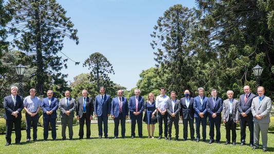 Cumbre en la Rosada: los gobernadores del PJ salen (una vez más) a blindar a Alberto Fernández ante el FMI