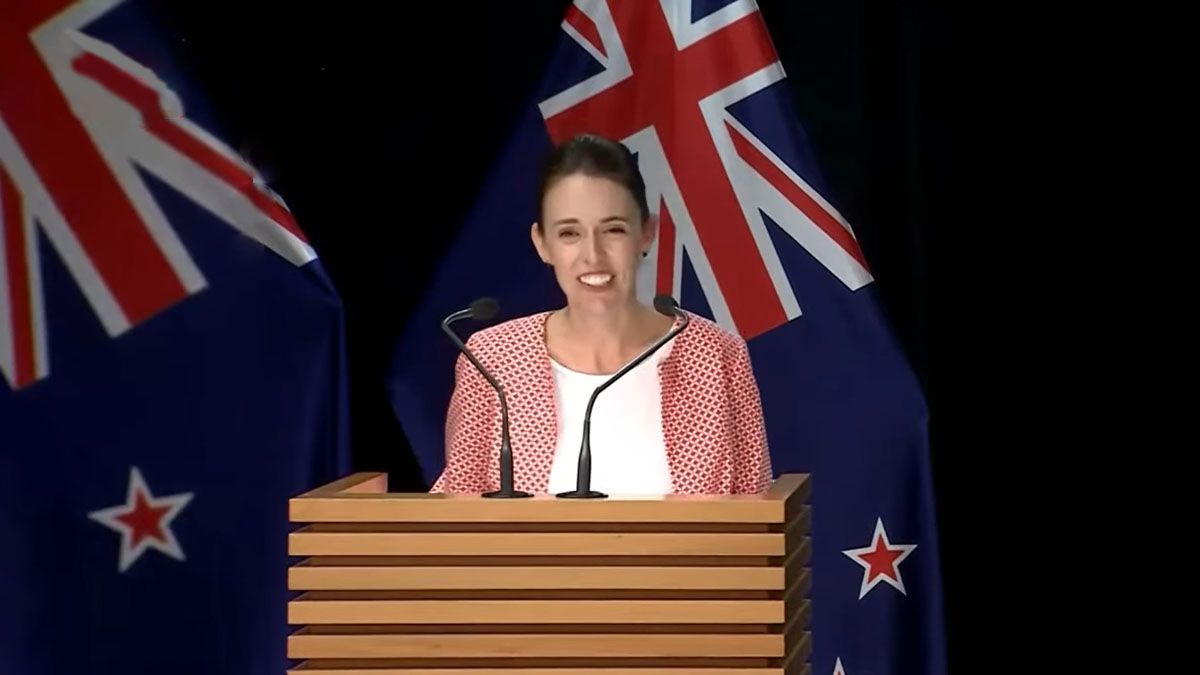 Así es la vida dijo Jacinda Ardern obligada a suspender su boda por la aparición de la variante Ómicron en Nueva Zelanda ( foto: Página de Twitter de Jacinda Ardern)
