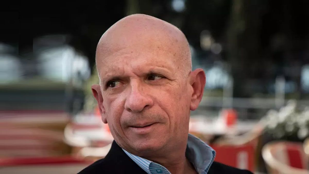 Hugo el pollo Carvajal
