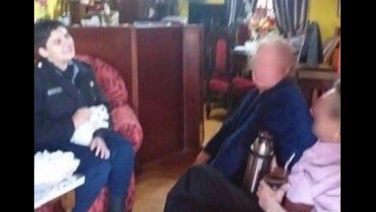 Estamos solitos, vengan a charlar: el llamado de una pareja de 84 años a la comisaría