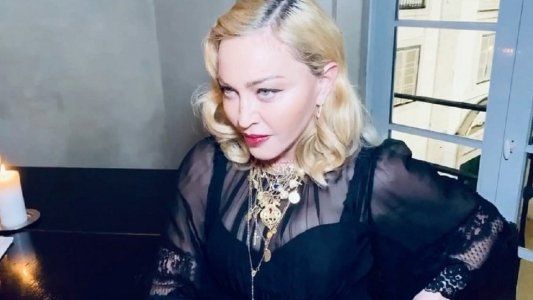 La foto semidesnuda de Madonna al borde de la censura en las redes