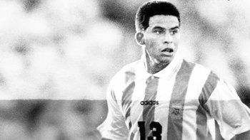 El ex defensor de la Selección Argentina Fernando Cáceres está internado en coma farmacológico