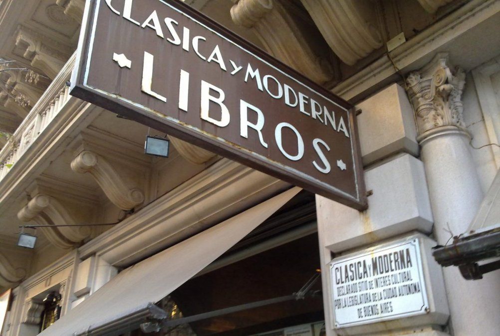 El gobierno porteño intervendrá para evitar el cierre del bar literario Clásica y Moderna