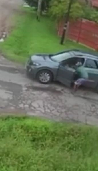 Falsos pasajeros: emboscaron a una conductora de una app y la asfixiaron para robarle