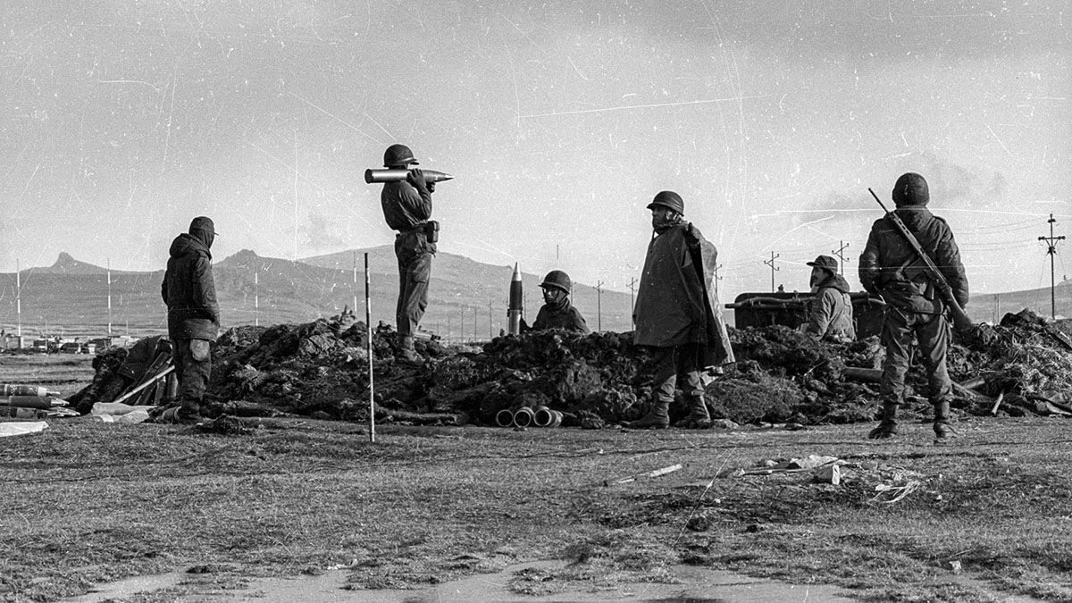 Inéditas fotos de la Guerra en las Islas Malvinas. (Fotos: Télam)