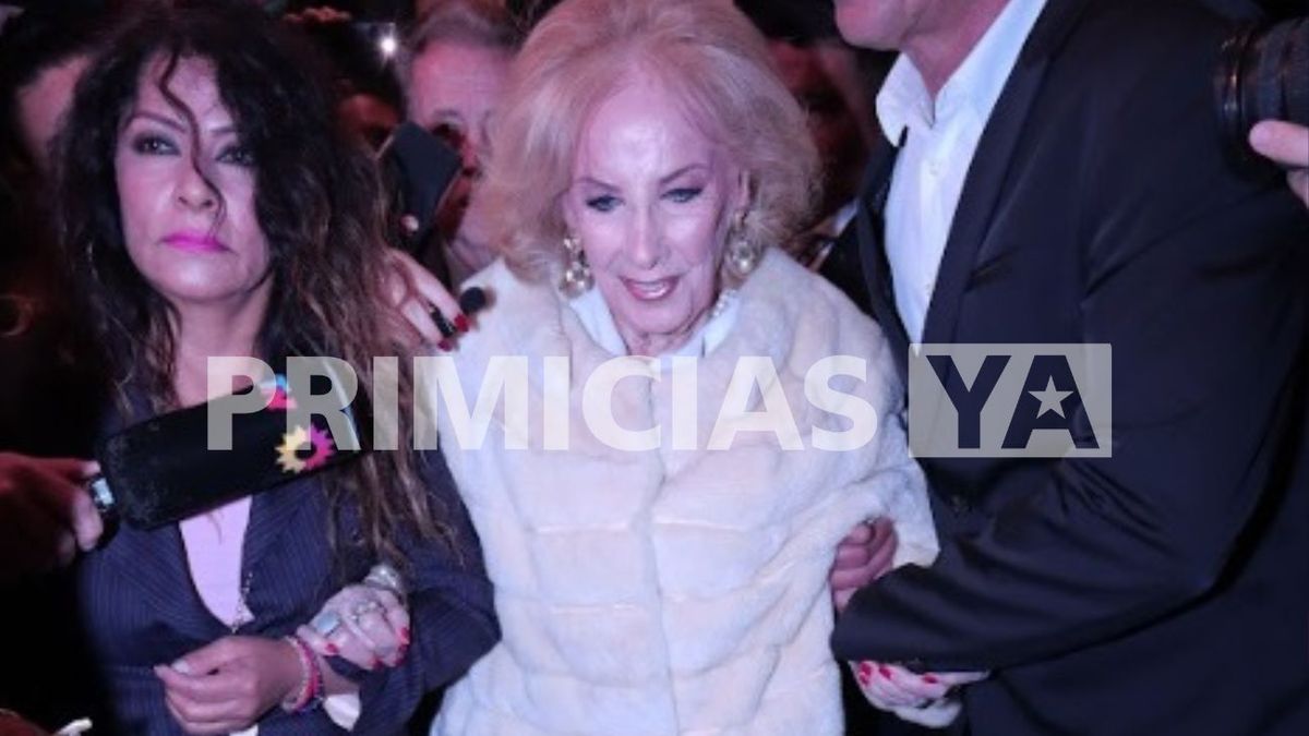 roberto piazza desfile famosos 3.jpg