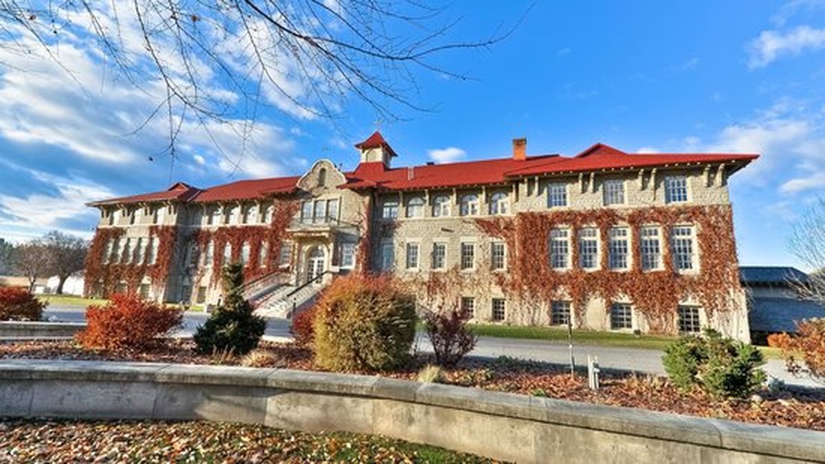 Escuela residencial de St. Eugene Mission School en Cranbrook