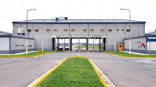 Los ex funcionarios detenidos ya están en Ezeiza bajo el sistema de presos por corrupción