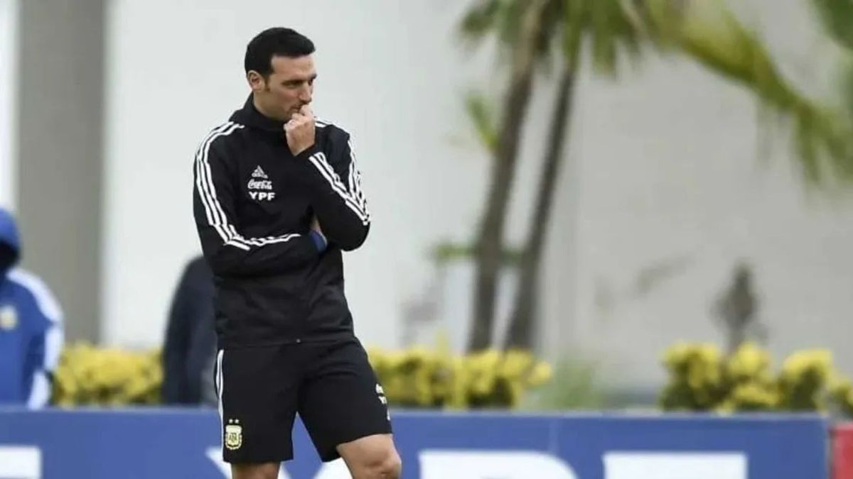 Scaloni espera al lunes 14 dar la nómina definitiva de 26 jugadores que afrontarán el Mundial de Qatar 2022.&nbsp;
