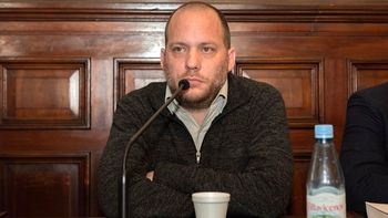 El periodista Lucas Carrasco fue hallado muerto en su departamento