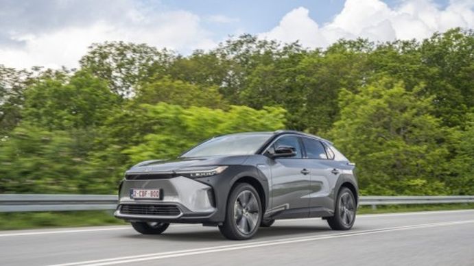 Toyota bZ4X: El SUV eléctrico de la marca llega a Europa