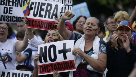 Represión en Venezuela: una joven murió de un disparo durante la marcha opositora