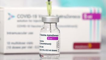 Una tercera dosis de la vacuna de AstraZeneca contra el coronavirus aumentó significativamente los anticuerpos neutralizantes contra la variante Ómicron 