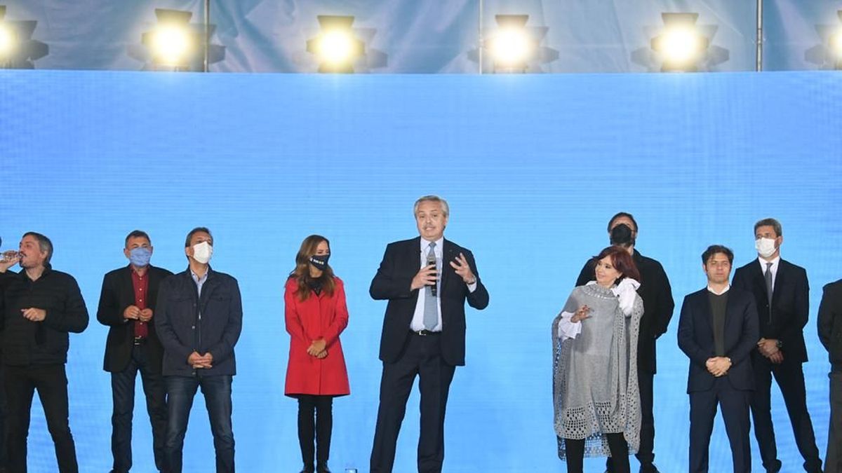 Alberto Fernández y Cristina Kirchner cierran la campaña de FdT en Tecnópolis: Gobernamos para todos