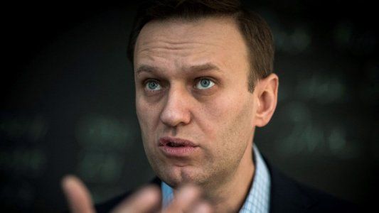Alexei Navalny, el principal opositor a Vladimir Putin, está en coma y denuncian que fue envenenado