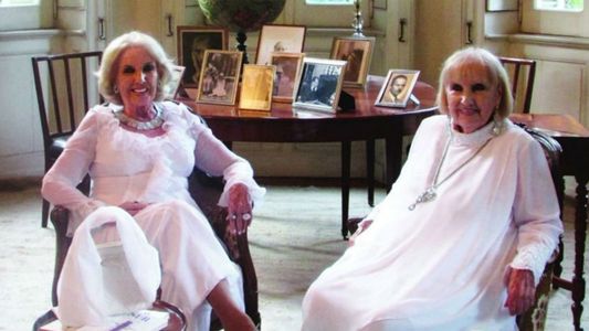 Goldie contó detalles del cumpleaños con Mirtha Legrand: Estuvimos hasta las seis de la mañana abriendo regalos