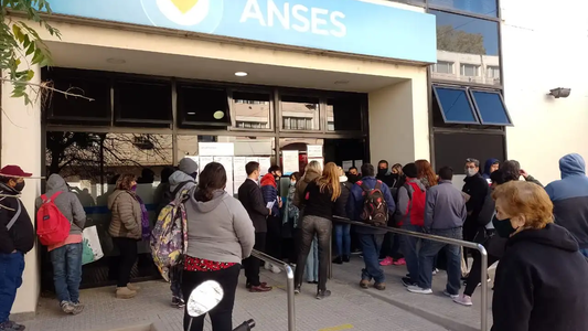 Jubilaciones, pensiones, AUH y otros programas ANSES: quiénes cobran el 10 de mayo