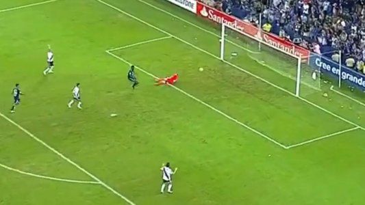 River-Emelec: el video de otra genial atajada de Franco Armani sobre la hora que valió 3 puntos