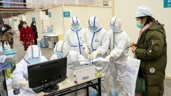Nuevas medidas del Gobierno: el Banco Central restringe atención en bancos, y el Ministerio de Ciencia y Tecnología crea unidad COVID-19