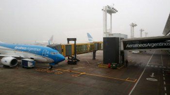 Vocero de Aerolíneas: Hasta que no sepamos cuándo termina la medida de fuerza no podemos reprogramar los vuelos
