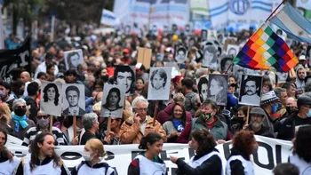 A 50 años del golpe, habrá marchas a Plaza de Mayo por el 24 de marzo: horarios y recorridos