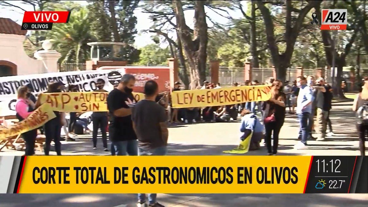 Corte de gastronómicos en la Quinta de Olivos en reclamo por las nuevas restricciones (Foto: captura de TV).