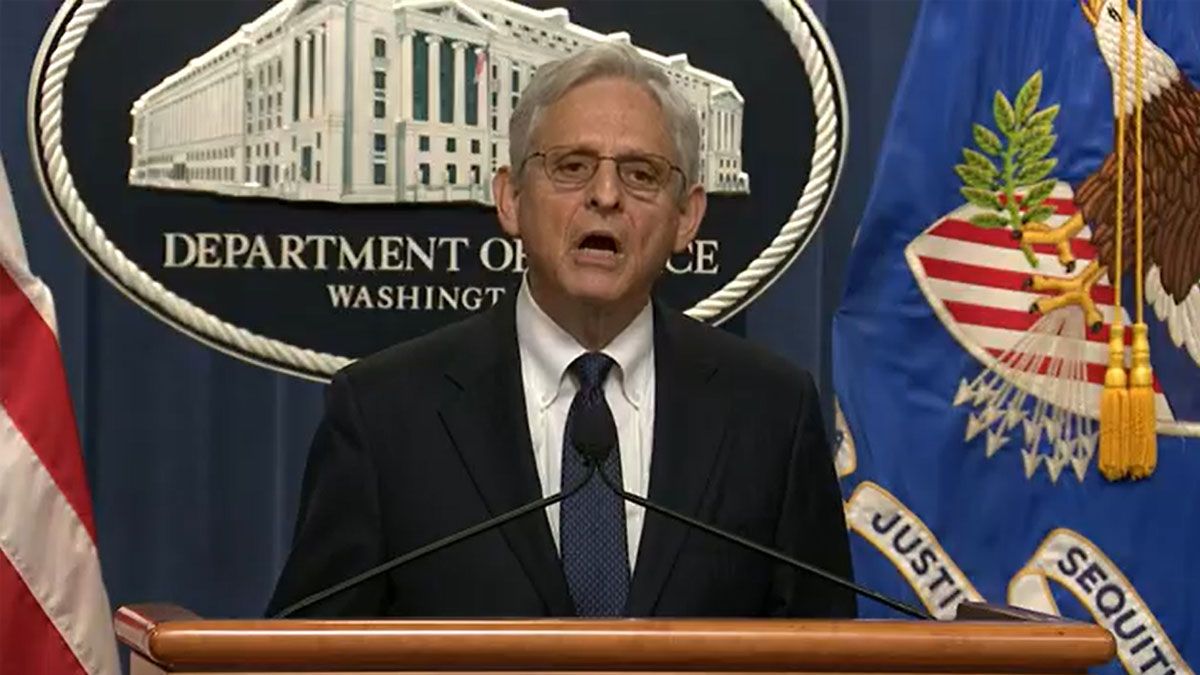 El fiscal Merrick Garland se mostr&oacute; sorprendido por el tiempo que tuvo total impunidad el "agente cubano" Rocha (Foto: captura de TV).
