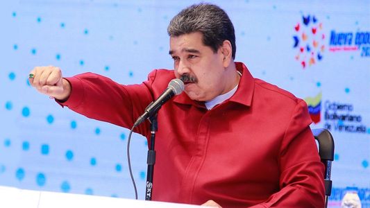 Avión venezolano retenido en Ezeiza: Nicolás Maduro pidió ayuda a la Argentina peronista para recuperarlo