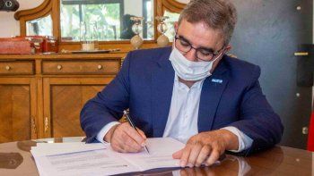 Todo el país con coronavirus: el gobernador Raúl Jalil confirmó el primer caso en Catamarca, la única provincia que no tenía contagiados