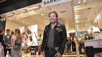 Una fábrica de Ricky Sarkany estaba colgada de la luz