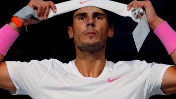 Masters de Londres: Nadal le ganó en tres sets a Tsitsipas, pero no le alcanzó y quedó afuera de la semifinal
