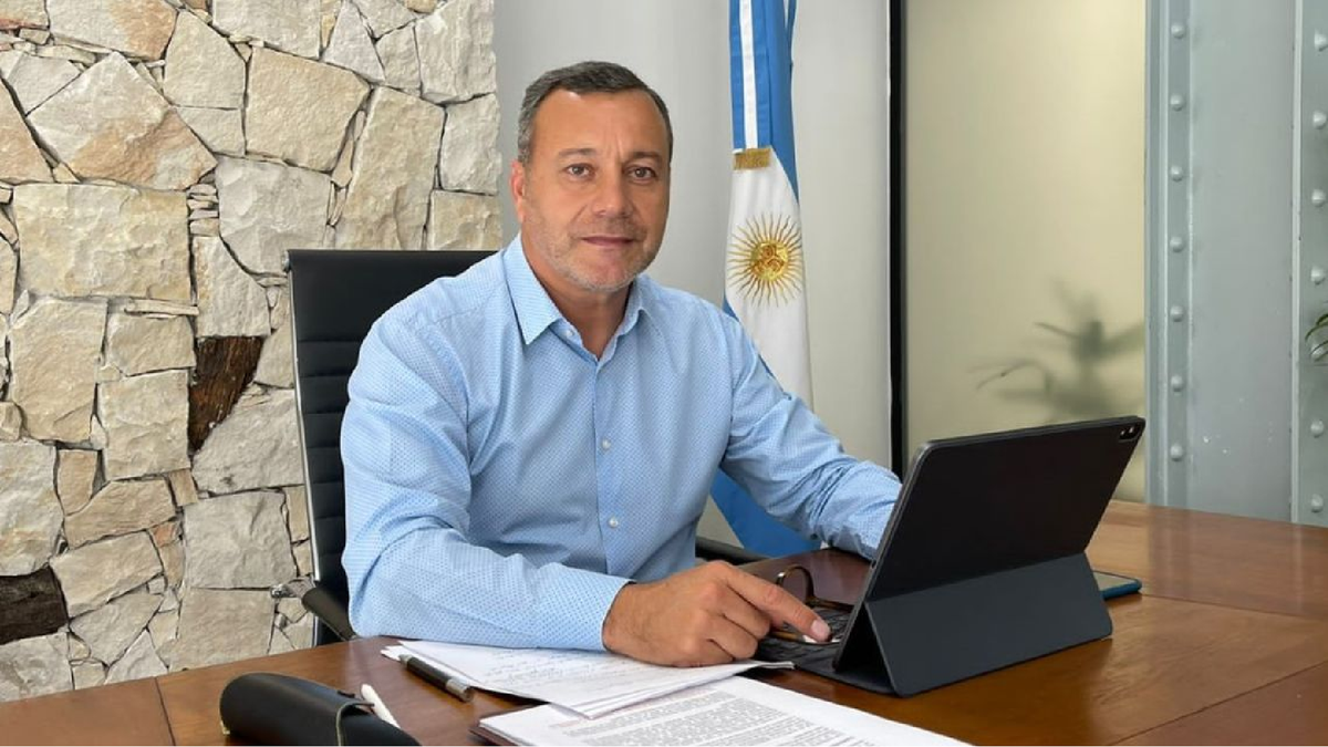 Se multiplican las denuncias contra el exsecretario de transporte cordobés apartado por acoso sexual. (Foto: X)