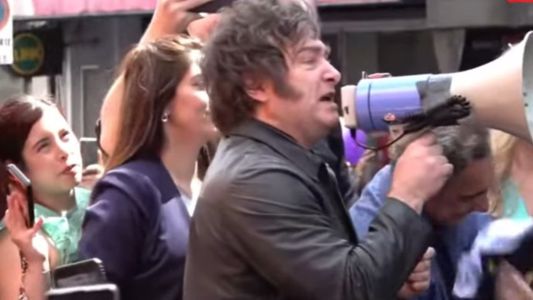 Milei visitó Santiago del Estero, pidió no volver atrás y arremetió duramente contra Cristina Fernández de Kirchner