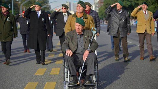 Aldo Rico sobre el levantamiento: No fue un acto chiquito, pero agradezco que Aguad haya dicho que tengo derecho a desfilar