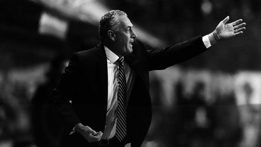 Alfaro es el nuevo técnico de Ecuador y tendrá un debut especial: contra Argentina en La Bombonera