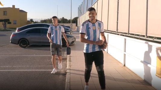 Gerónimo Rulli y Juan Foyth llegaron a Villarreal con la camiseta de la Selección Argentina