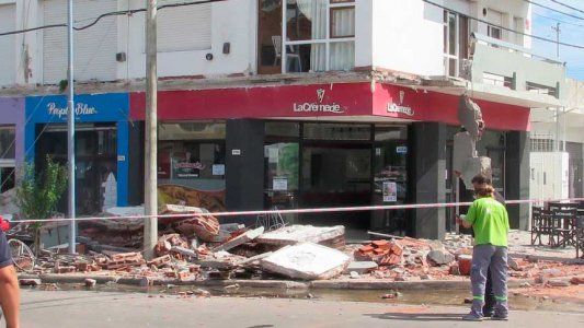 El impactante video del momento en el que se derrumbaron los balcones en Mar del Plata
