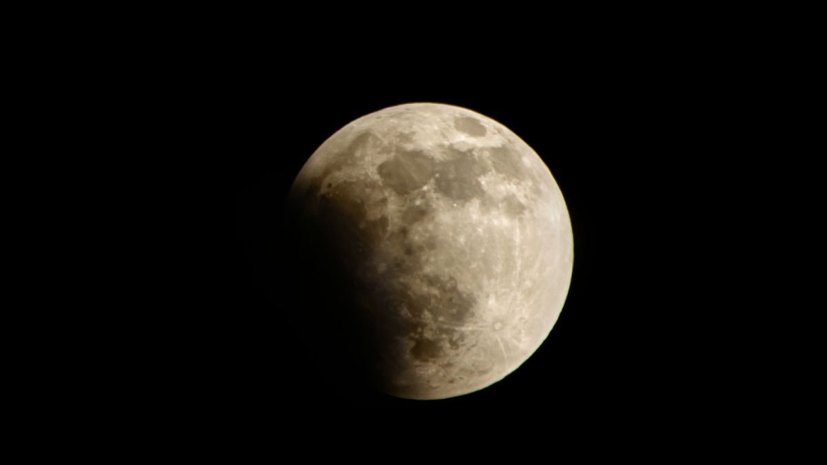 Todo lo que debes saber sobre el eclipse lunar de hoy en Argentina.