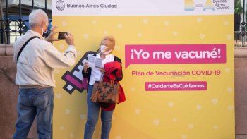 Vacunas COVID-19 en CABA: 70 vacunados el de 25 abril 2021