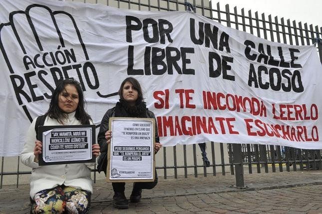 Proponen frenar el acoso callejero con multas de hasta 7 mil pesos