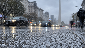 Alerta en el AMBA por la posible llegada de graupel: qué es y cuándo podría caer