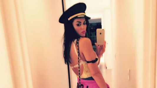 Polémico mensaje de Karina Jelinek sobre el uso de armas