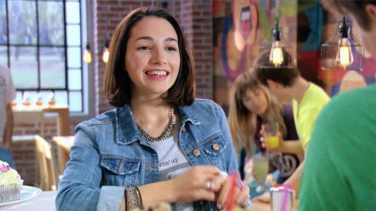 Quién es Thelma Fardin, la actriz que denuncia a Juan Darthés por violación