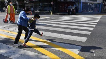 Se confirmaron 9.043 casos y 229 muertos por Covid en las últimas 24 horas