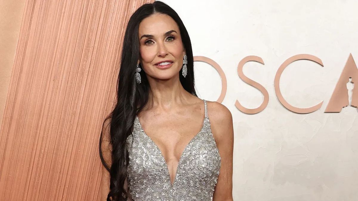 Demi Moore brilla en Netflix con este clásico romántico: una historia de amor que desafía el tiempo.